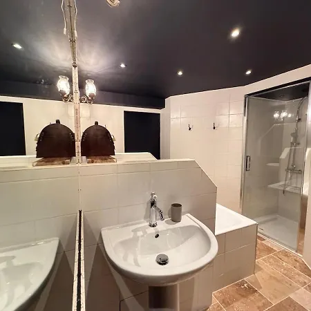 S Harry Potter 2, Immersion Chez Les Sorciers Sedan